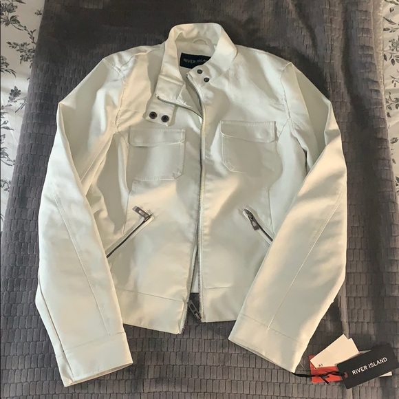 White jacket - Picture 1 of 4